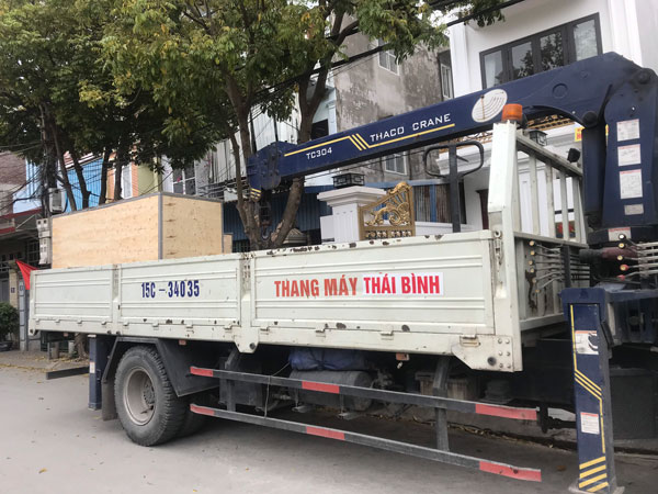 Vận chuyển thang máy về nhà chị Hiên phố Bảo Phúc Hải An Hải Phòng
